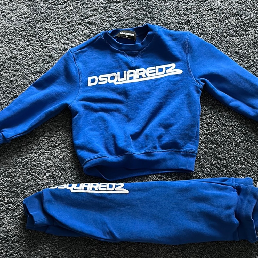 Dsquared2 Blue Sweatshirt and Pants Set